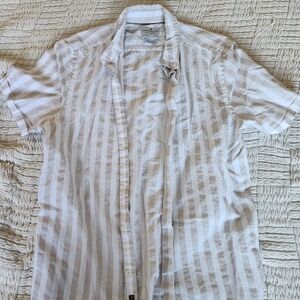 Men's medium button-up dress shirt